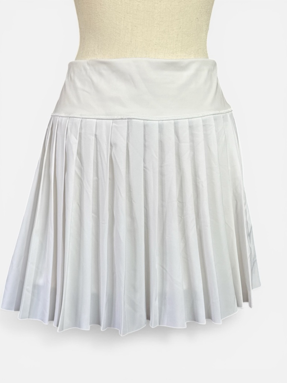 Athleta Classic White Pleated Golf Skort